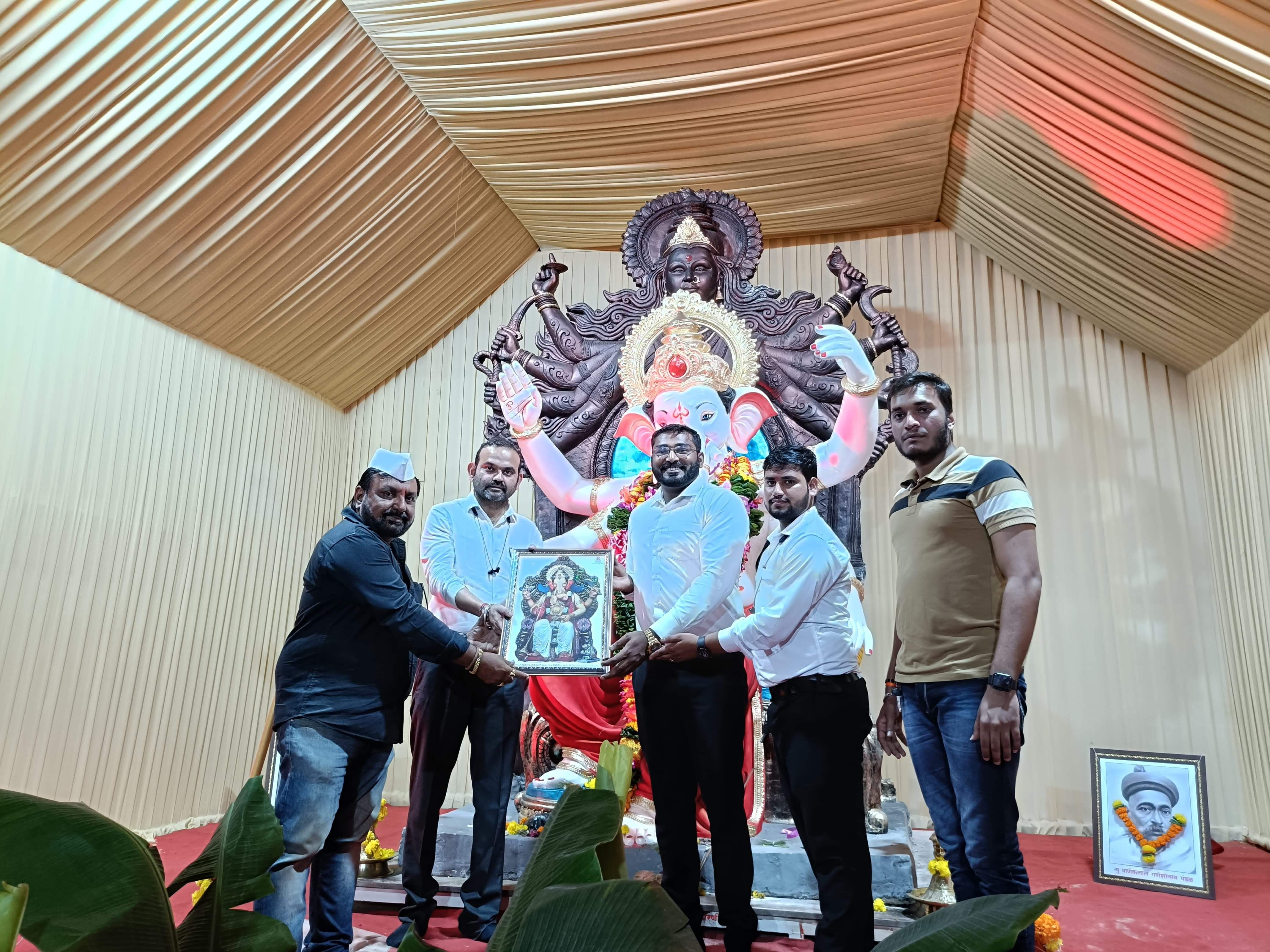 Harish Pandey Mumbai Founder Chairman Businessman Harish Pandey Jmd Group Of Companies Leader Entreprenuer